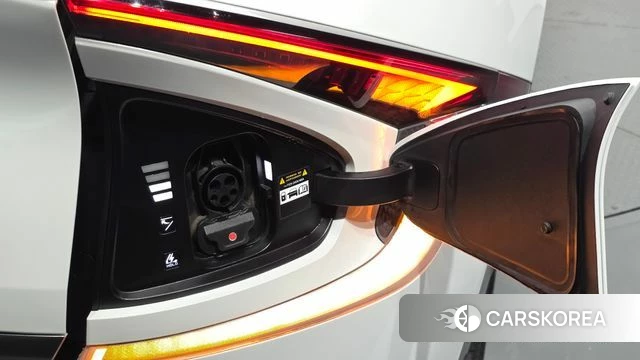 Kia The New EV6 id 5026084 из Кореи 33