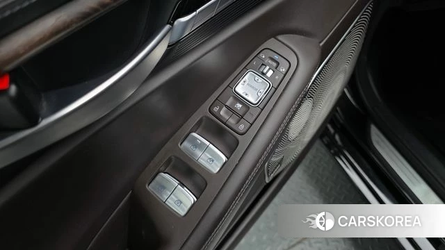 Genesis G90 id 4977688 из Кореи 33