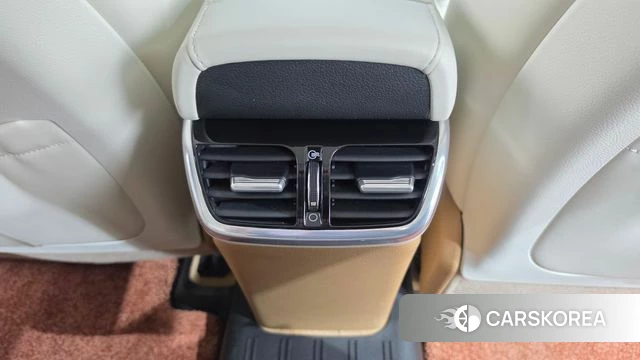 Hyundai The New Grandeur IG Hybrid id 5013307 из Кореи 33