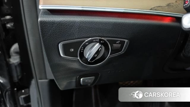 Mercedes-Benz E-Class W213 id 4983214 из Кореи 33