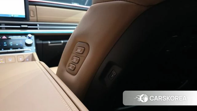 Hyundai Santa Fe (MX5) id 4957958 из Кореи 33