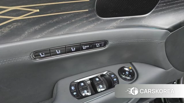 Genesis G90 (RS4) id 5001735 из Кореи 33