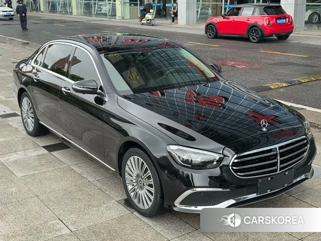 Mercedes-Benz E-Class 2023 Черный из Китая, фото 4