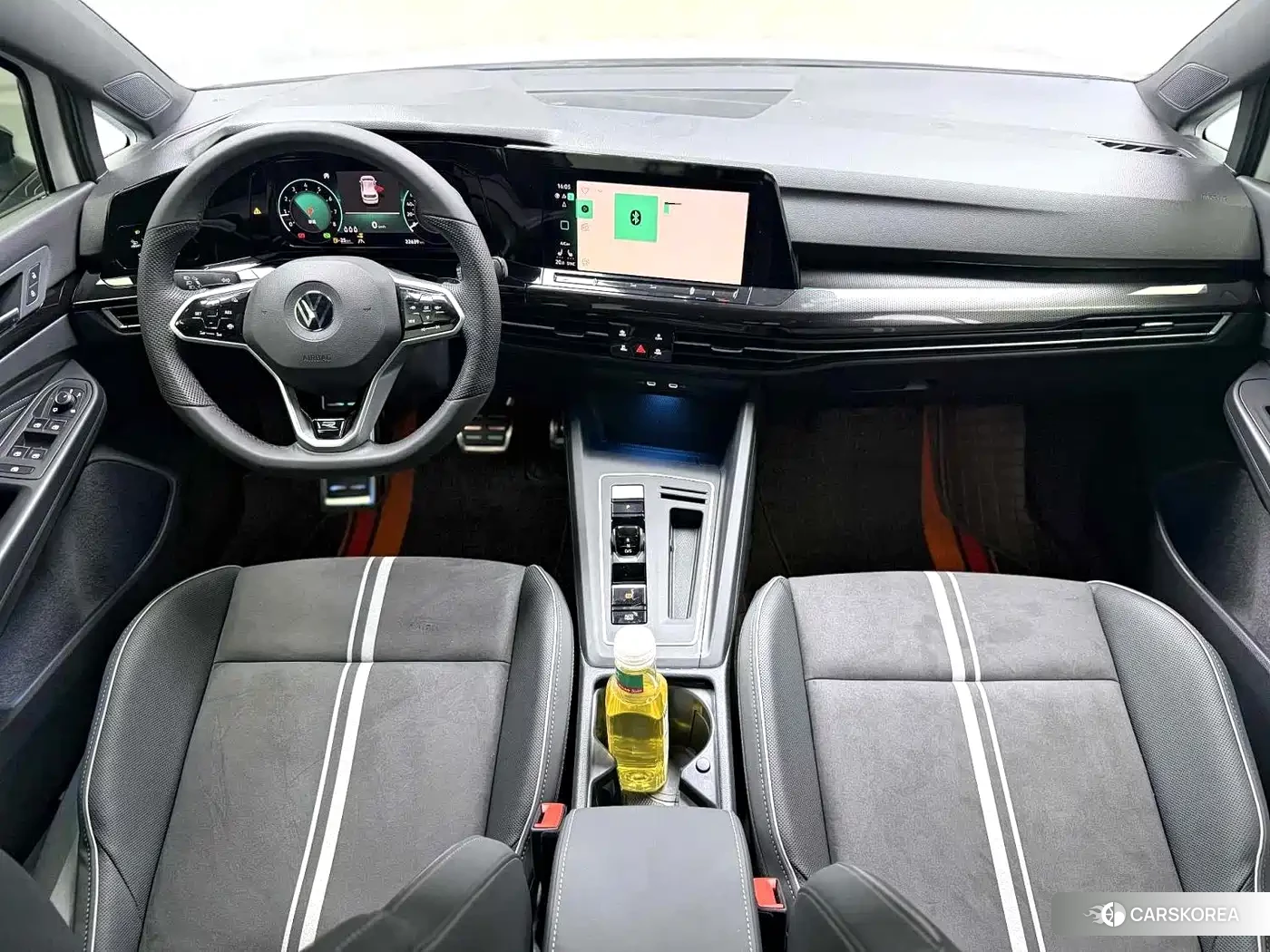 Volkswagen Golf 2024 Белый из Китая, фото 4