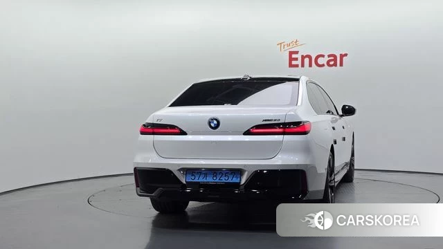 BMW i7 (G70) id 4995429 из Кореи 31