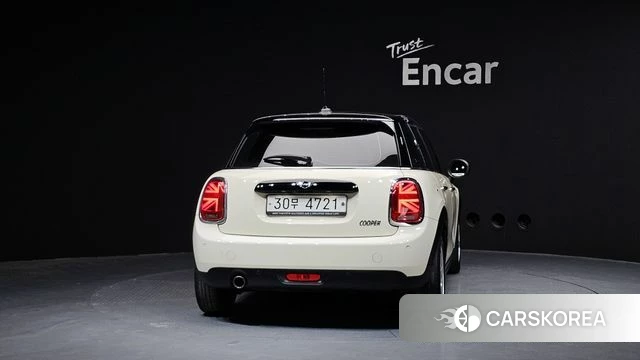 Mini Cooper id 4196737 из Кореи 14