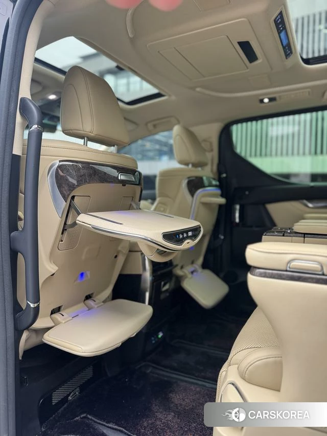 Toyota Alphard 2021 Черный из Китая, фото 4