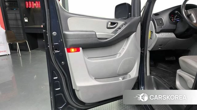 Hyundai The New Grand Starex 2019 Синий из Кореи, фото 4