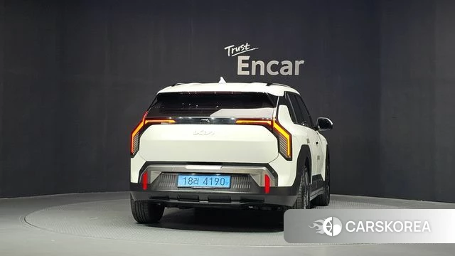Kia EV3 id 4879731 из Кореи 14