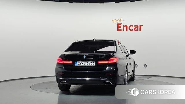 BMW 5 Series (G30) id 4966524 из Кореи 14
