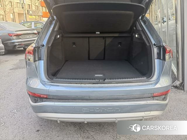 Audi Q4 2025 Синий из Китая, фото 4