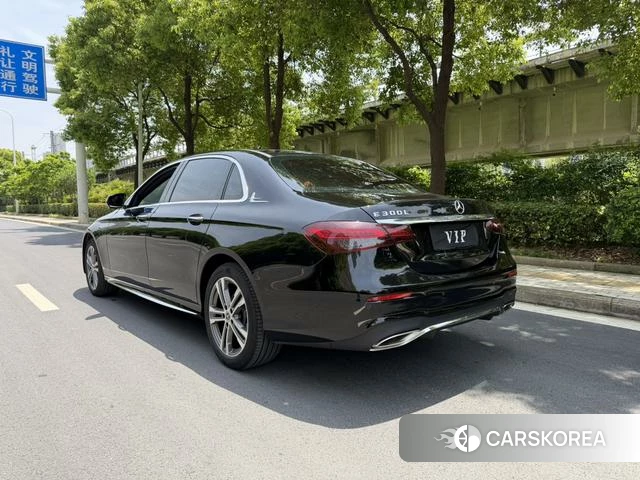 Mercedes-Benz E-Class 2021 Черный из Китая, фото 4