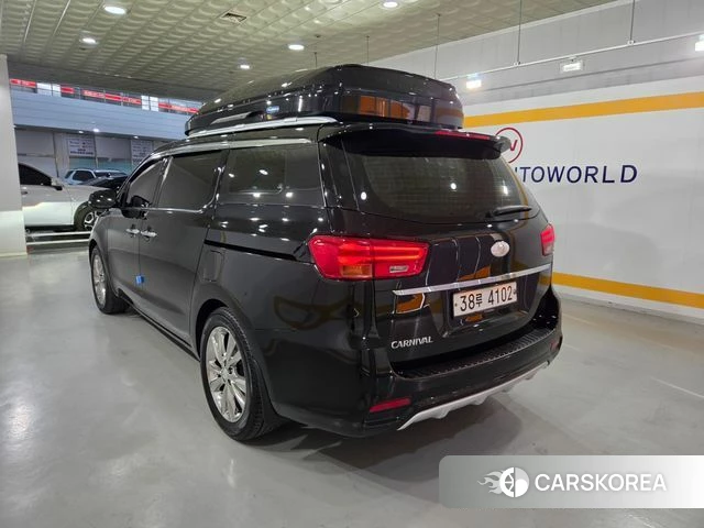Kia The New Carnival id 4998699 из Кореи 14