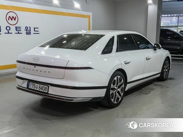 Hyundai Grandeur (GN7) id 4744031 из Кореи 14