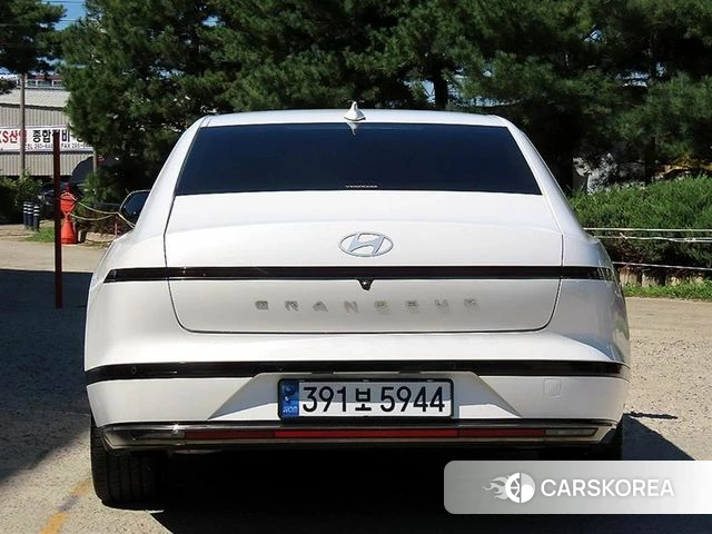 Hyundai Grandeur Hybrid (GN7) id 4767736 из Кореи 14