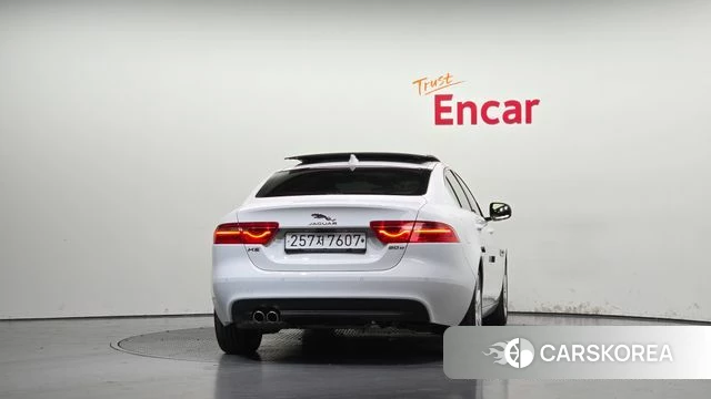 Jaguar XE id 5018547 из Кореи 14