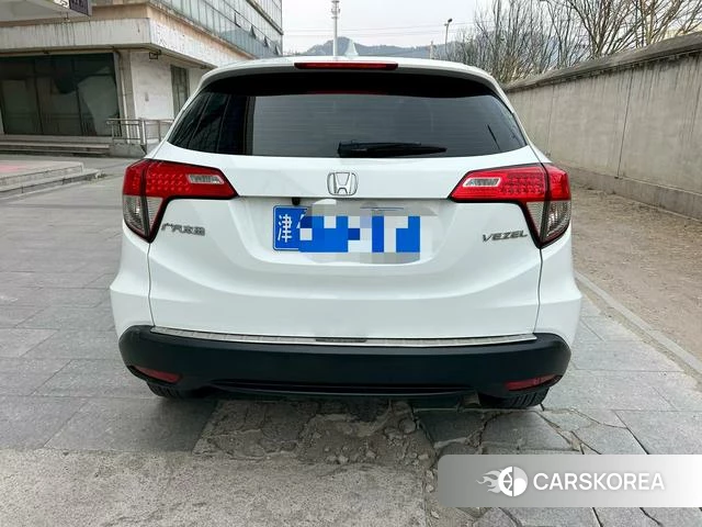 Honda Vezel 2021 Белый из Китая, фото 4