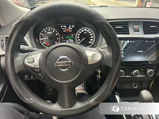 Nissan Sylphy 2024 Белый из Китая, фото 4