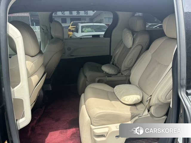 Toyota Sienna 2022 Черный из Китая, фото 5