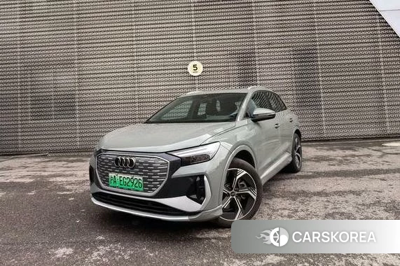Audi Q4 2024 Темно-серый из Китая, фото 4