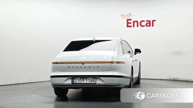 Hyundai Grandeur (GN7) id 5026557 из Кореи 29
