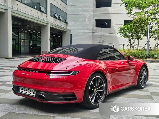 Porsche 911(992) id 4757942 из Кореи 14