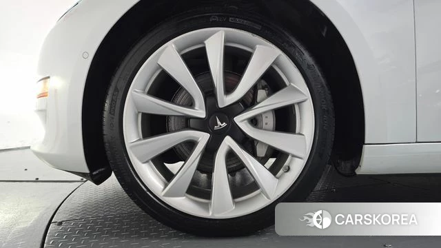 Tesla Model 3 id 4987718 из Кореи 27