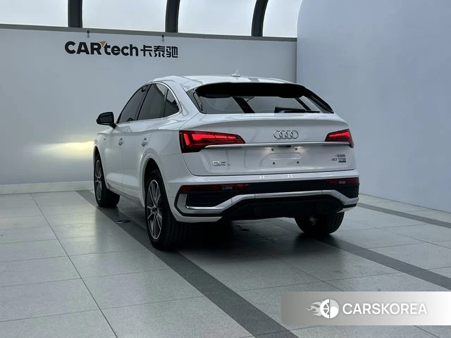 Audi Q5L 2022 Белый из Китая, фото 4