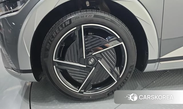 Hyundai The New Ionic 5 id 4941349 из Кореи 32