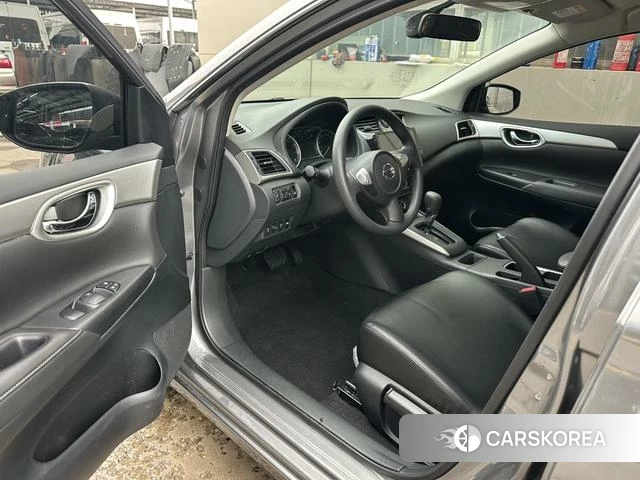 Nissan Sylphy 2023 Темно-серый из Китая, фото 4