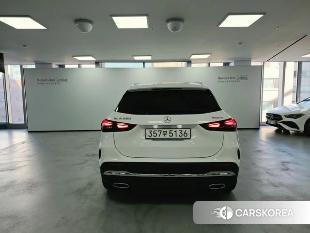 Mercedes-Benz GLA - Class H247 id 4995356 из Кореи 12