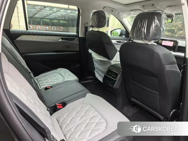 Volkswagen Tavendor 2026 Темно-серый из Китая, фото 4