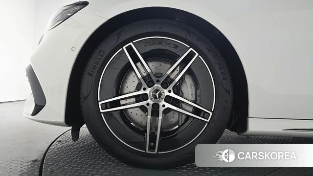 Mercedes-Benz E-Class W214 id 4916282 из Кореи 31