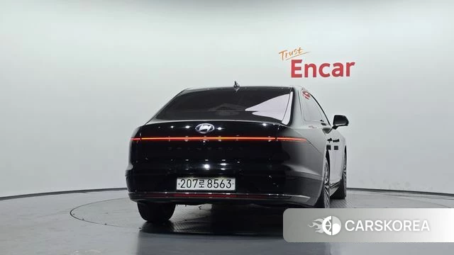 Hyundai Grandeur (GN7) id 5027222 из Кореи 14