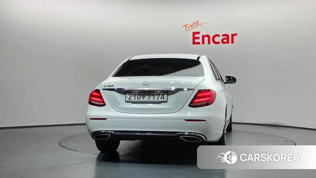 Mercedes-Benz E-Class W213 id 4967189 из Кореи 28