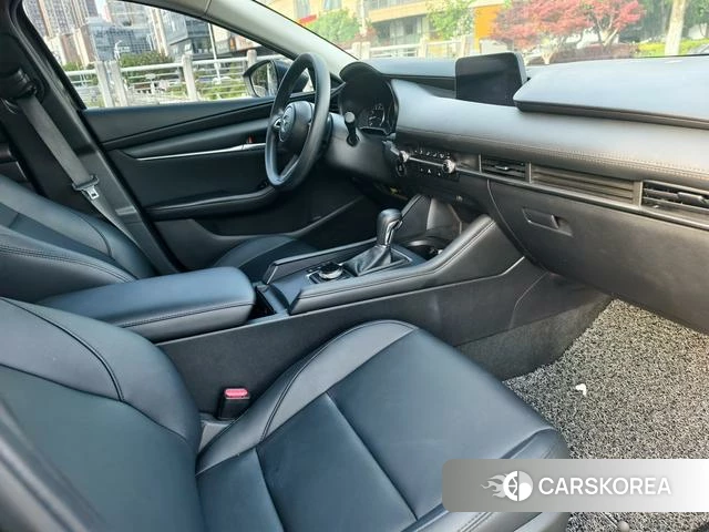Mazda 3 2021 Темно-серый из Китая, фото 4