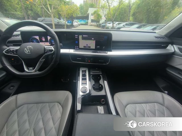 Volkswagen Tavendor 2023 Синий из Китая, фото 5