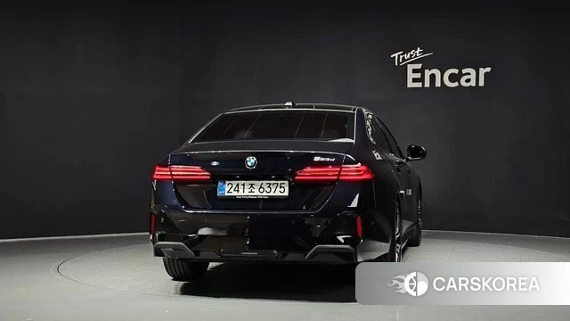 BMW 5 Series (G60) id 4964220 из Кореи 29