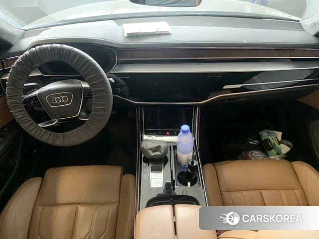 Audi A8 2021 Черный из Китая, фото 5