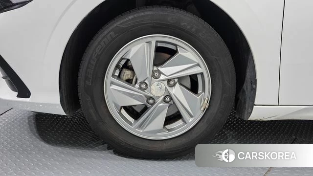 Hyundai The New Avante (CN7) id 4996435 из Кореи 26