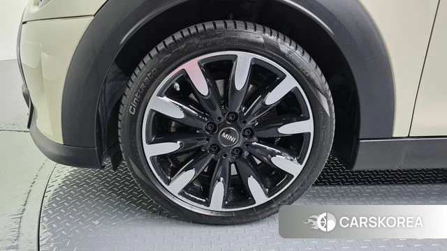 Mini Cooper S id 4992331 из Кореи 26