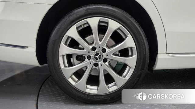 Mercedes-Benz E-Class W213 id 4993172 из Кореи 27