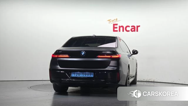 BMW i7 (G70) id 5026467 из Кореи 14