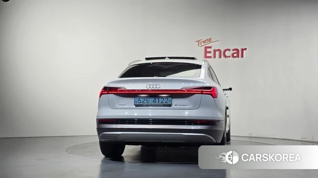 Audi e-Tron id 4958573 из Кореи 14