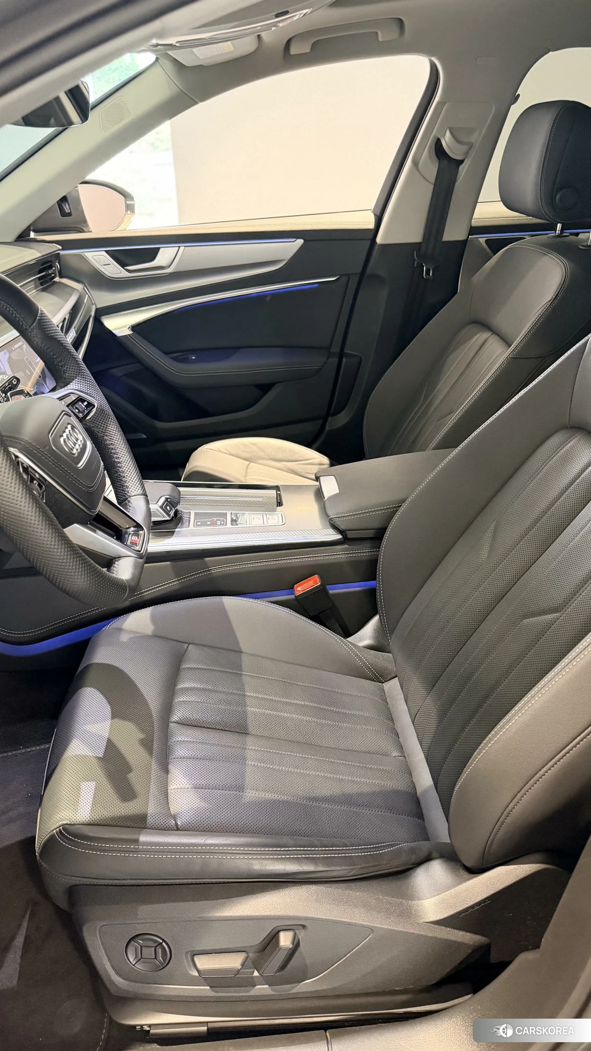 Audi A6 2023 Темно-серый из Китая, фото 5