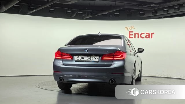 BMW 5 Series (G30) id 5048552 из Кореи 30