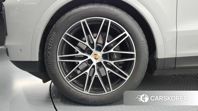 Porsche Cayenne (PO536) id 5033294 из Кореи 34
