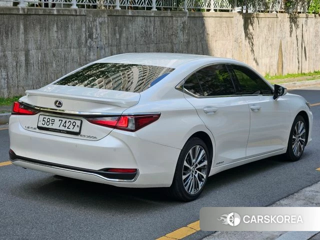 Lexus ES300h 7th generation id 4918604 из Кореи 14