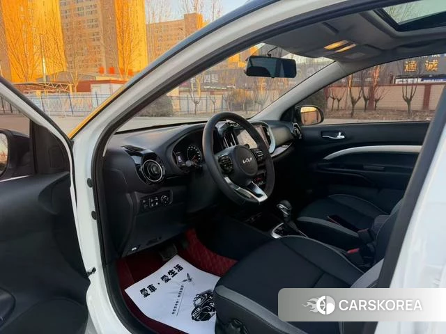 Kia KX1 2021 Белый из Китая, фото 4