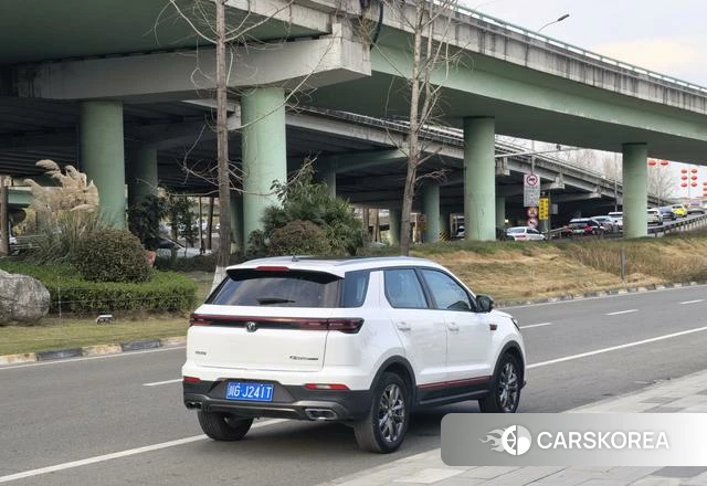 Chang'an CS55 PLUS 2021 Белый из Китая, фото 4